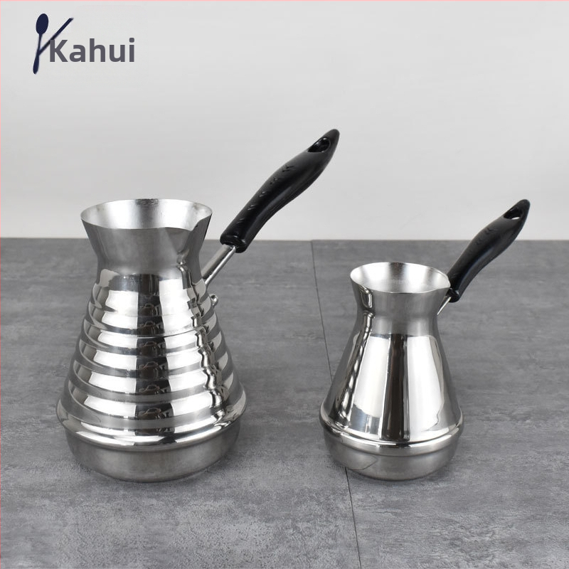 Чаша за кафе от неръждаема стомана с единична дръжка, заострено носче за мляко пяна и тефлоново покритие за фино разбиване на млякото