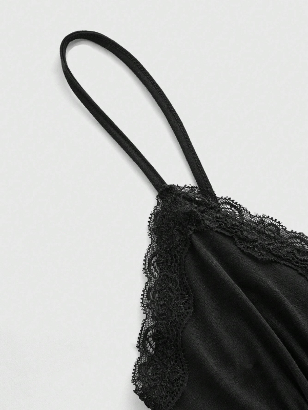 Дамски топ с дантелена кант и презрамки, V-образно деколте, открит гръб, свободен крой, трикотажен полиестер 95%+ и спандекс, лято 2024