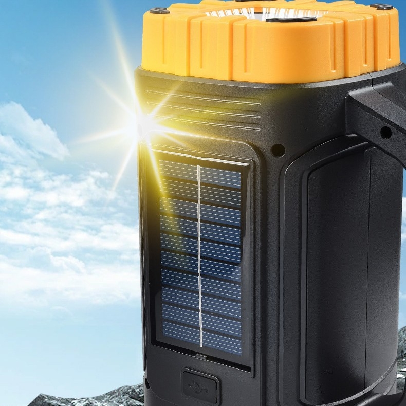 Kézi hajtású napelemes LED zseblámpa oldalsó fénnyel, USB töltés, ABS ház – 1200mAh, 10W, 100–200 m hatótávolság