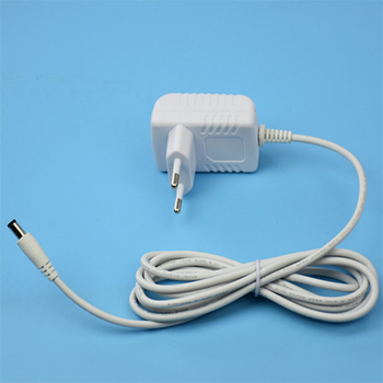 AC/DC maitinimo šaltinis LED varinės vielos girliavai, 12V 0.5A, 6W, PWM, pilnas tiltas, IP20, CE/GS