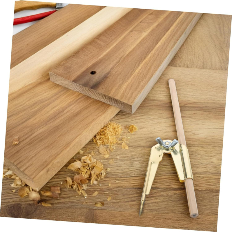 Дърводелски циркул, железно тяло, нееднакъв метал, позлатено покритие, измервателно устройство