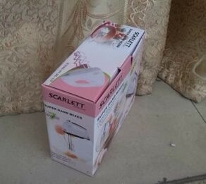 HE-133 Elektrinis kiaušinių plakiklis, rankinis, galia 151–200 W, įtampa 111–240 V, funkcijos: plakti kiaušinius, tešlą, kremą, 7+ greičiai