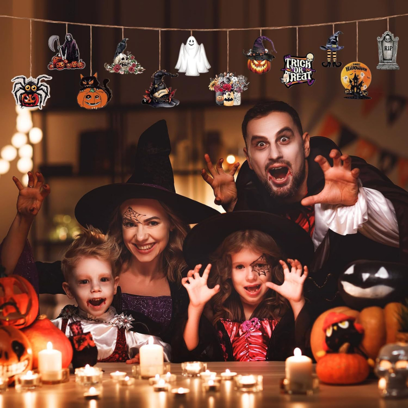 Drveni viseći ukras za drvo s Halloween motivima: vještica, duh, bundeva, crna mačka, Smrt, pauk, netopir