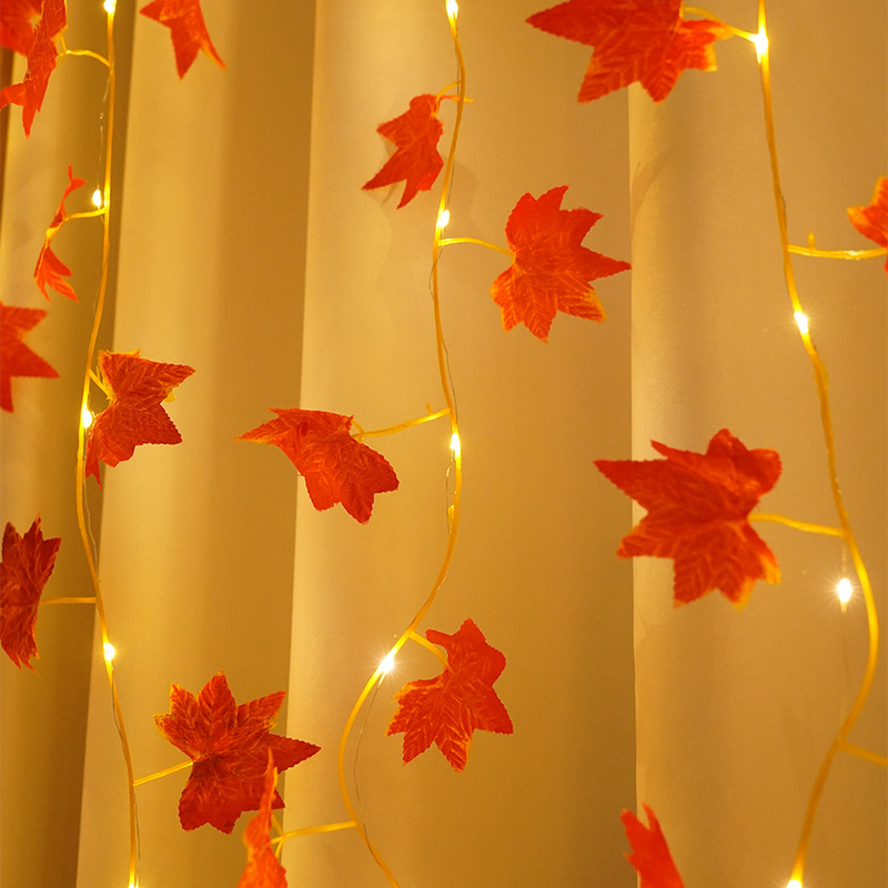 LED завесни светлини с дизайн на кленов лист (100 светодиода, USB захранване, IP44, димер, дистанционно управление)