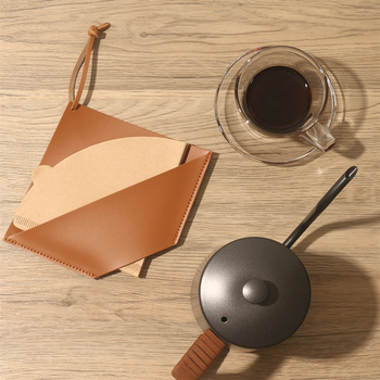 PU oda – nešiojamas kavos filtro popieriaus laikiklis ventiliatoriaus forma su saugojimo krepšeliu, lengvas prabangos stilius, pritaikomas logotipas