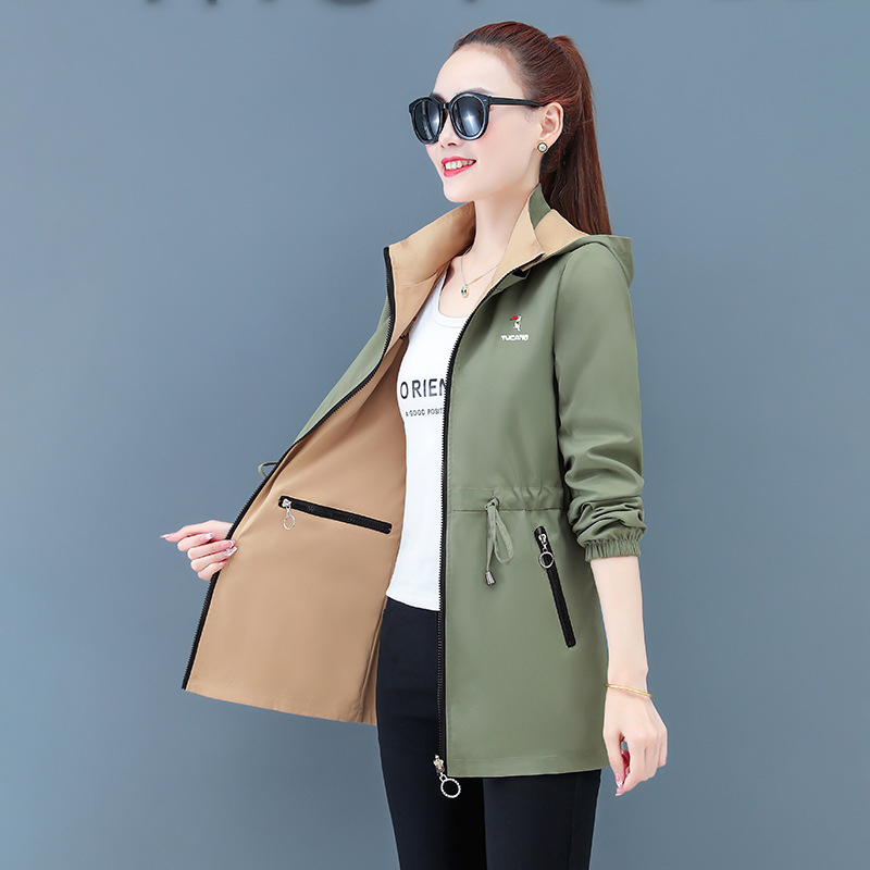 Atvirkštinis moterų paltas, vidutinio ilgio, stovinti kaklo apykaklė, užtrauktukas, poliesteris, gyvūnų raštas, laisvas siluetas