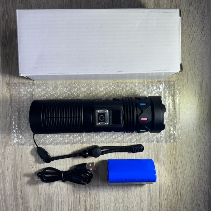 Skywolfeye 30W alumíniumötvözetes zseblámpa fehér lézerrel, 3 módú teleszkópos zoom, Type-C töltés, hatótávolság ≥ 500 m