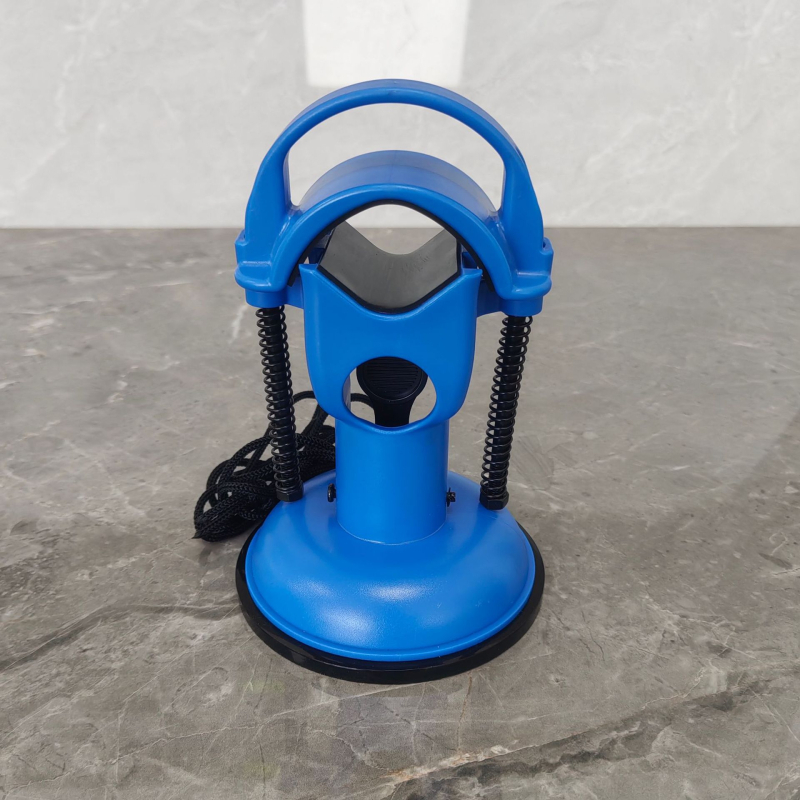 Masazo purkštuko laikiklis su siurbimo gaubtu fiksavimui ir kaklo raumenų atpalaidavimui • Brushless motor • 5 greičiai arba daugiau • 1 masažo galvutė • Be baterijos • Triukšmas mažiau nei 36 dB