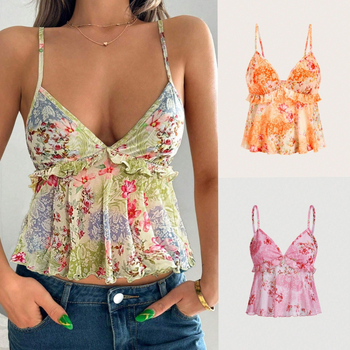 Vállpántos top, laza szabás, virágmintás, poliészter-elasztán 95%+, rövid hossz 40-50 cm, tavasz 2025 kiadás