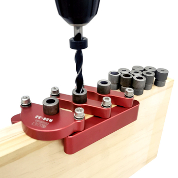 Faipari eszköz önközéppontosítással, körkörös fa‑tömb, 3-in-1 furat nyitó és 90° egyenes furat helymeghatározó DIY lapbútorokhoz