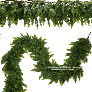 Χριστουγεννιάτικη κρεμάστρα διακόσμησης ντουλαπιού: Norfolk Pine Rattan — PE μαλακό κόλλα, μαλακή χύτευση πλαστικού, σειρά Christmas Cane, προσαρμοσμένο μήκος και πυκνότητα