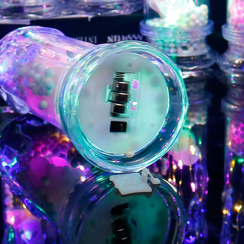 Candle Sheng LED cilindrinė plastikinė žvakė – LED žvakė, cilindrinė forma, plastmasos medžiaga, spalvingos LED karoliukai