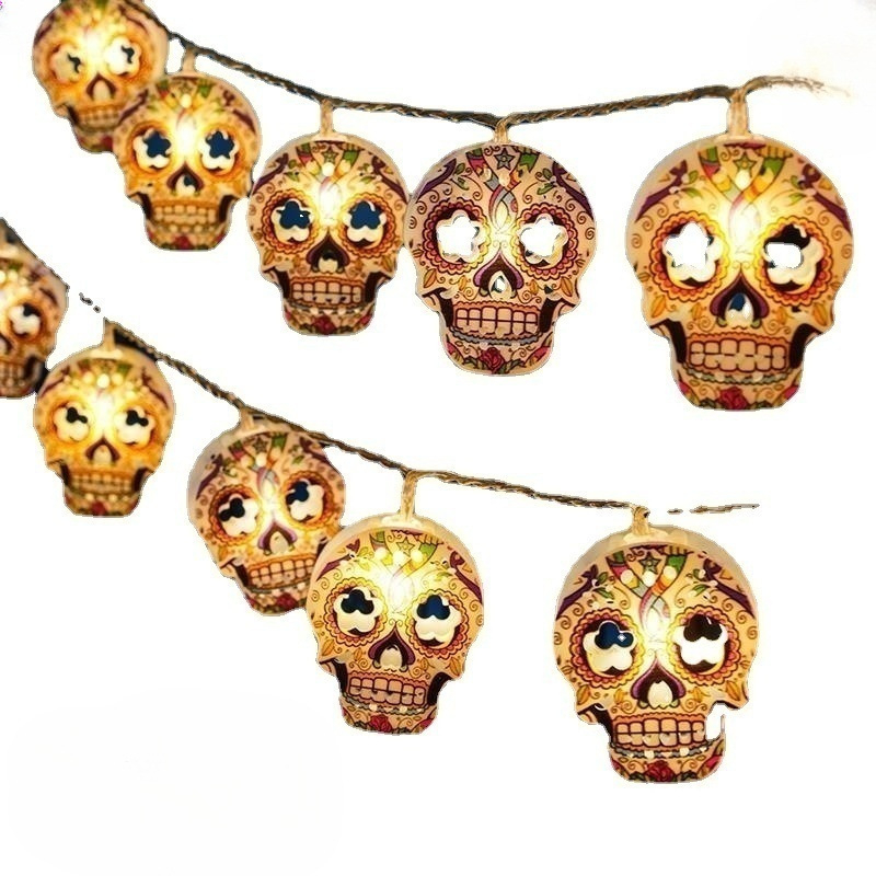 Halloween LED fényfüzér koponya, pók és tök medálokkal, 110V, 10 LED, 4000 lm, 2500K, IP43