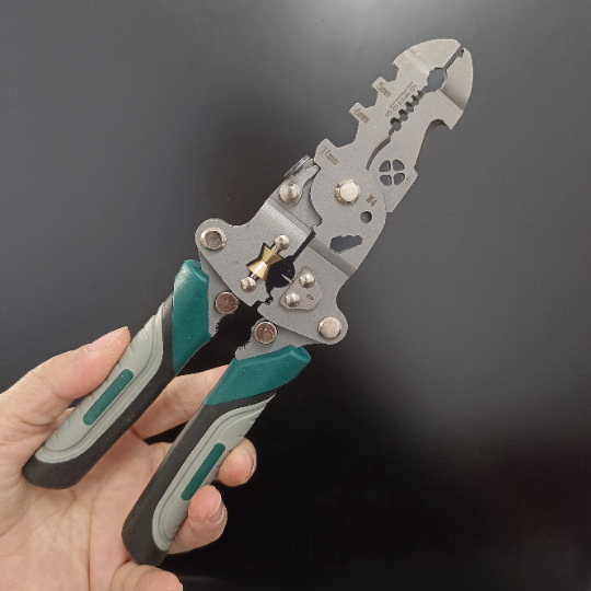 Yixin Daugiafunkcinės laidų odėlioklių žnyplės su išlenkta burna, svoris 0,180 kg