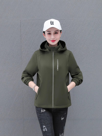 Γυναικεῖο σακάκι-παλτό με αποσπώμενη κουκούλα, στάσιμος γιακάς, φερμουάρ, εκτύπωση με κείμενο, πολυεστέρας, μεσαίου μήκους