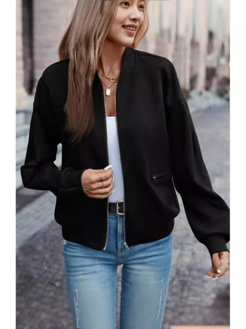 Γυναικείο μπουφάν baseball από πολυεστέρα, χαλαρή γραμμή, ψηλός γιακάς, κούμπωμα με φερμουάρ, μακριά μανίκια, Φθινόπωρο 2024