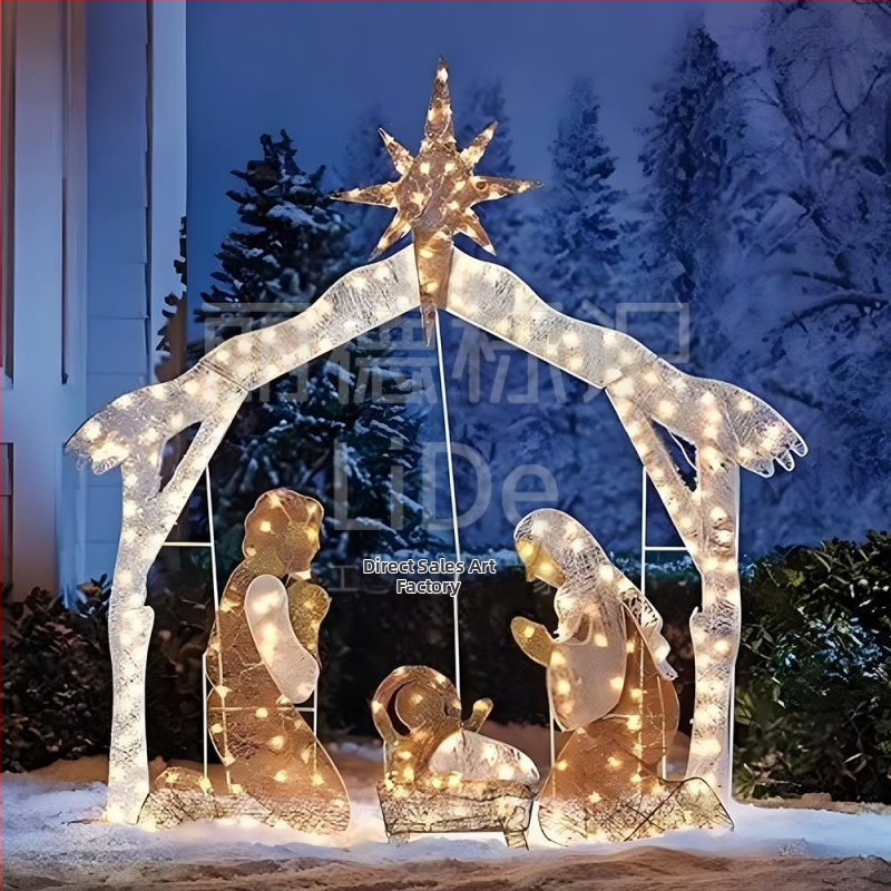 Geležinė Kalėdinė kiemo skulptūra – laimingos šeimos iš trijų asmenų figūra, lazeriu išpjauta, kategorija: personažai, tinkama kiemui, biurui ir šventyklai