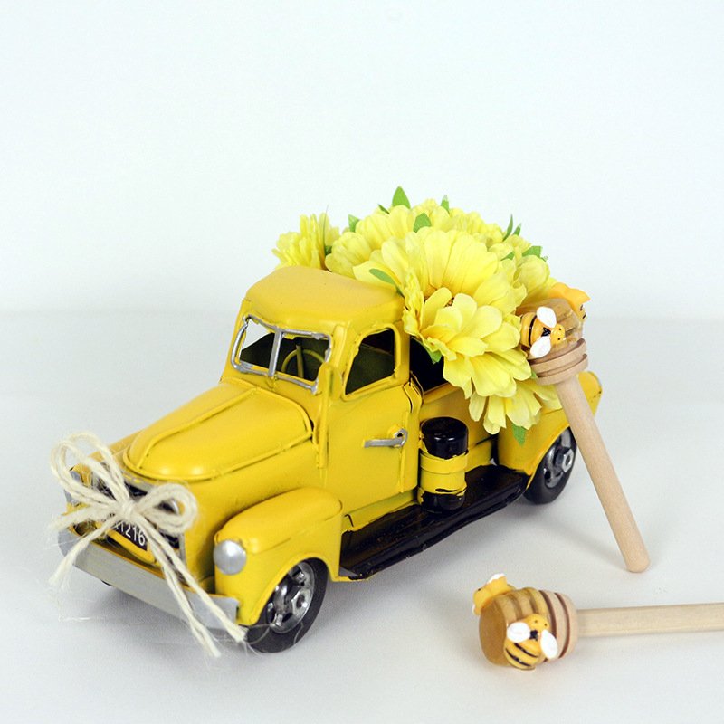 Fém teherautó dísz – Autómodell, Modern minimalizmus stílusú, Belső dekoráció (Anyag: Vas; Kategória: Autómodell; Stílus: Modern minimalizmus; Alkalmazás: Otthoni dekor)