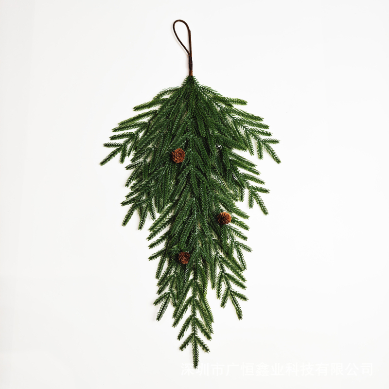 Τεχνητό χριστουγεννιάτικο στεφάνι - χειροποίητο, πλαστικό, έτοιμο για δώρο