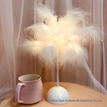 Επιτραπέζιο φωτιστικό με φτερά σε σχήμα καρδιάς, μοντέλο Cool 101, τροφοδοσία με θήκη μπαταριών, τηλεχειριστήριο και χειροκίνητος έλεγχος, IP43, PVC περίβλημα