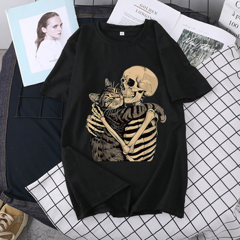 Тениска с принт Skull, свободна кройка, къс ръкав, кръгло деколте; полиестер със спандекс (90–95% полиестер); сезон лято 2025