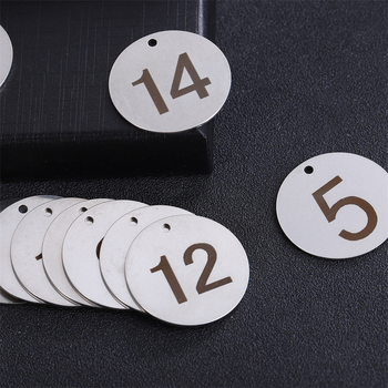 Cool μεταλλική αριθμητική πλάκα - εξάγωνη μορφή, μοντέρνο στυλ, ψηφία 1-50