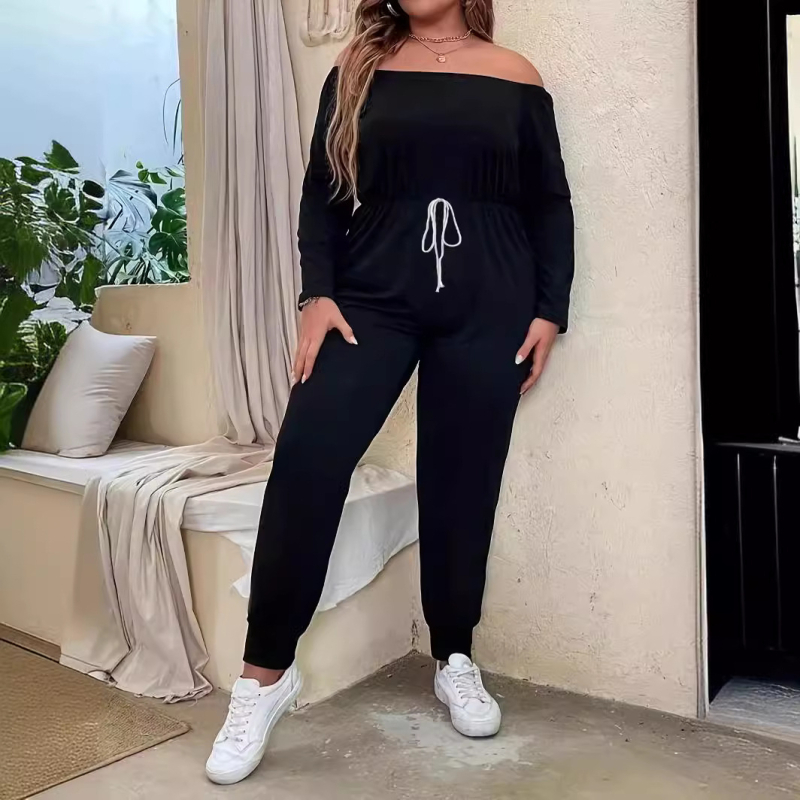 Φόρμα ολόσωμη με ανοιχτούς ώμους, ελαστική μέση με αντίθετο κορδόνι στη μέση, στενά παντελόνια, πλισέ λεπτομέρεια, Milk Silk ύφασμα