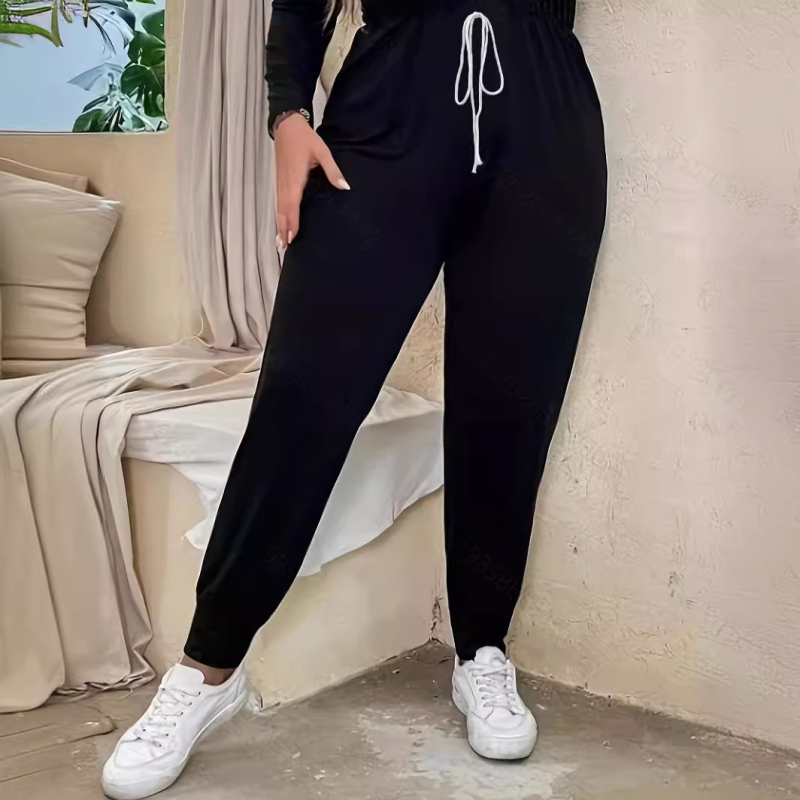 Φόρμα ολόσωμη με ανοιχτούς ώμους, ελαστική μέση με αντίθετο κορδόνι στη μέση, στενά παντελόνια, πλισέ λεπτομέρεια, Milk Silk ύφασμα