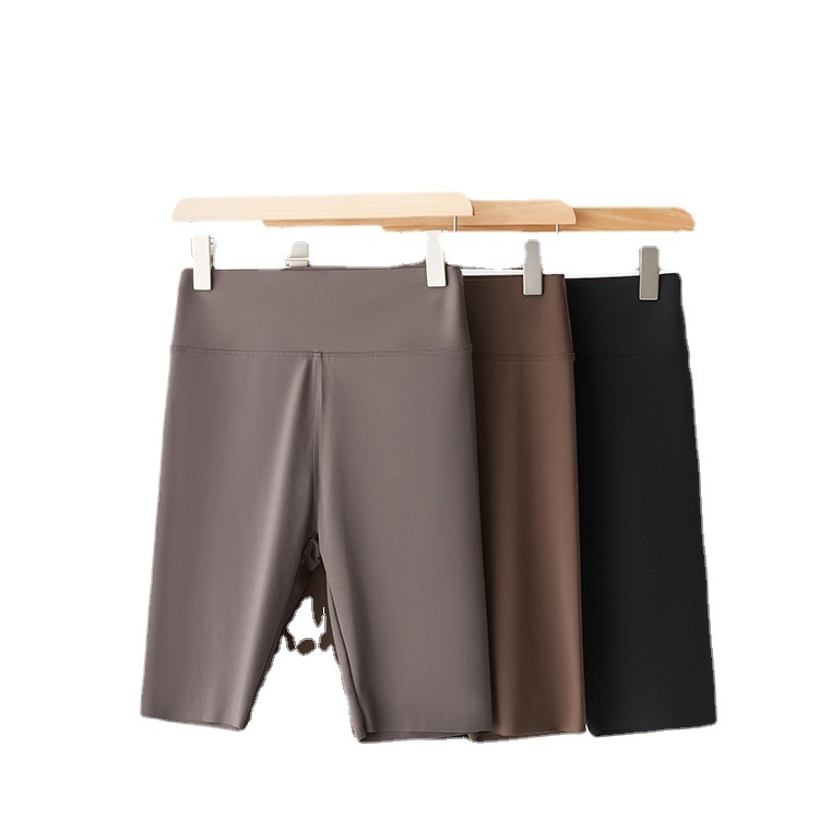 Γυναικεία Κάπρι Σορτς Σμιλέρ: ύφασμα νάιλον-σπάντεξ, 70–80% νάιλον, λεπτό ύφασμα, μήκος καπρί, στενή εφαρμογή