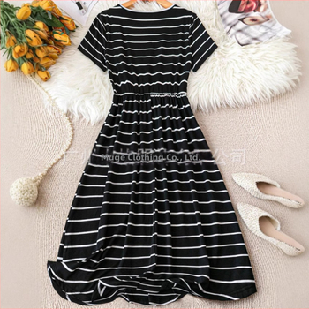 Φόρεμα σε γραμμή Α με μήκος μέσης, στρογγυλός λαιμός, κοντά μανίκια, pull-over, εκτύπωση 3D εφέ, 80–90% σπάντεξ, Άνοιξη 2025