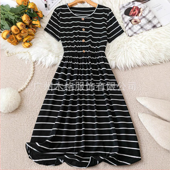 Φόρεμα σε γραμμή Α με μήκος μέσης, στρογγυλός λαιμός, κοντά μανίκια, pull-over, εκτύπωση 3D εφέ, 80–90% σπάντεξ, Άνοιξη 2025