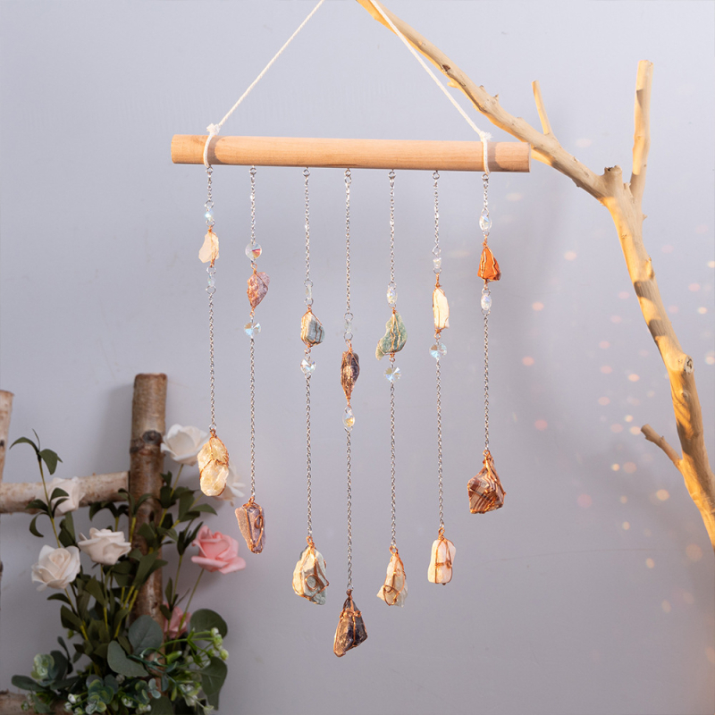 Κρεμαστό διακόσμησης με ονειροπαγίδα και κουδούνι ανέμου, με ξύλινο κοντάρι και φυσικά χαλίκια