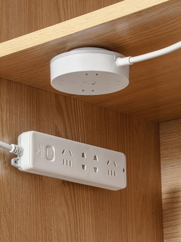 Suport pentru prize și organizator de cabluri — Cârlig de perete pentru prize pentru obiecte variate (Material: plastic; Stil: Altul; Marcă: Altă; Categoria: Alte instrumente de organizare și protecție împotriva prafului)