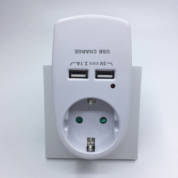 Kelioninis maitinimo keitiklis su dvi USB jungtimis, Vokietijos standarto kištukas ir EU/Schuko lizdas, 3680W