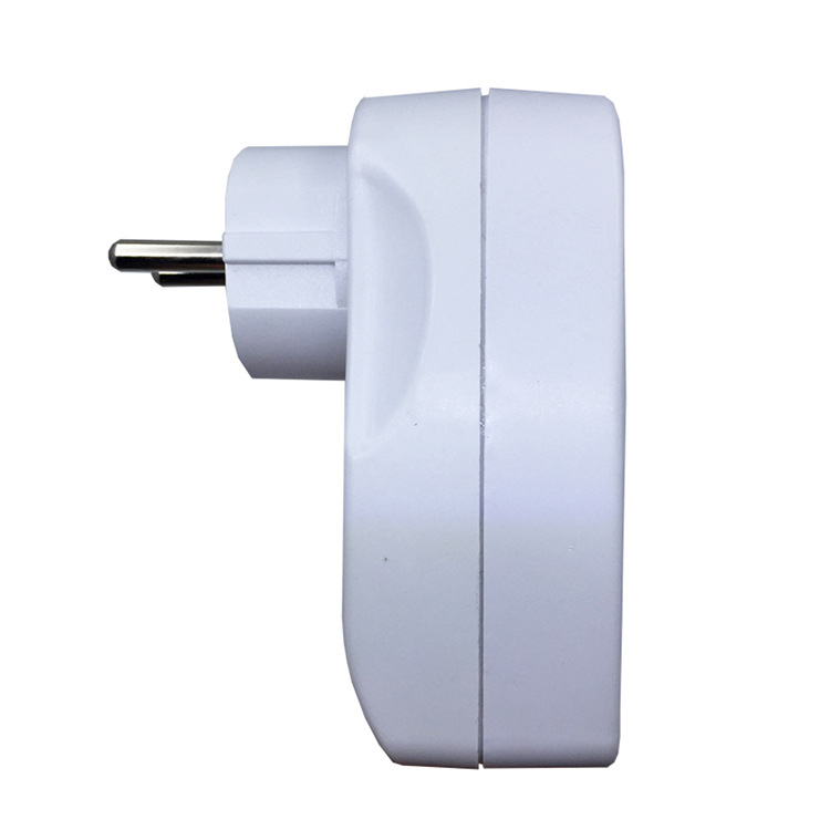 Kelioninis maitinimo keitiklis su dvi USB jungtimis, Vokietijos standarto kištukas ir EU/Schuko lizdas, 3680W