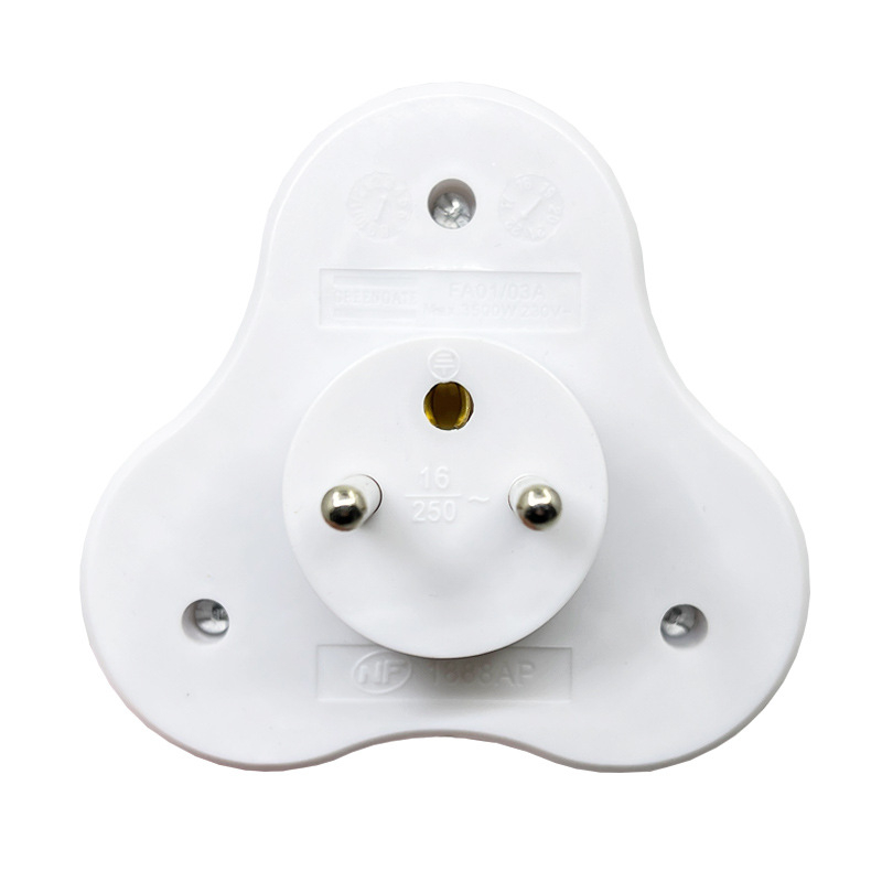 LJ Prancūzijos standarto maitinimo keitiklis, 1 į 3 kištukus, 16A/250V, CE sertifikatas, iki 3,5 kW