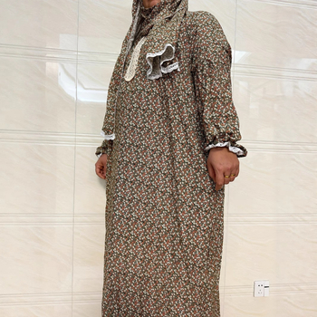 Женски мюсюлмански молитвен халат с интегриран шал и принтована рокля, лято 2025 г., съдържание на основна материя 95% и повече