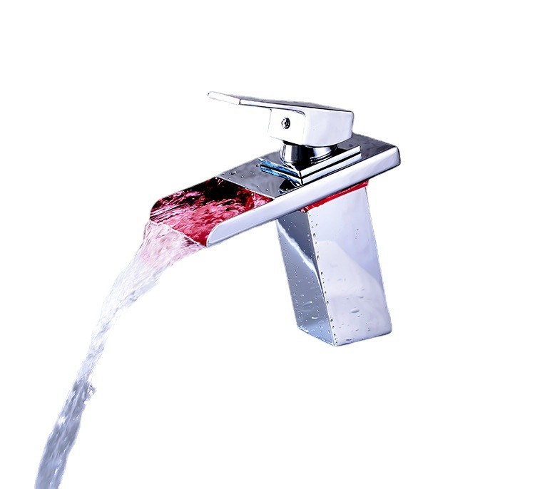 Rézből készült konyhai mosogató keverőcsaptelep, modell ZY-1707, réz szelepmag, csatlakozások 1/2 in vagy 3/8 in, 0–90°C működési tartomány