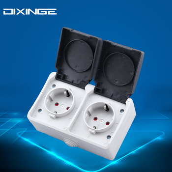 Dviguba Schuko kištukinė su IP44 dangčiu, sieninis montavimas, 16A, 250V, grynas varinis kontaktai