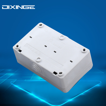 Dviguba Schuko kištukinė su IP44 dangčiu, sieninis montavimas, 16A, 250V, grynas varinis kontaktai