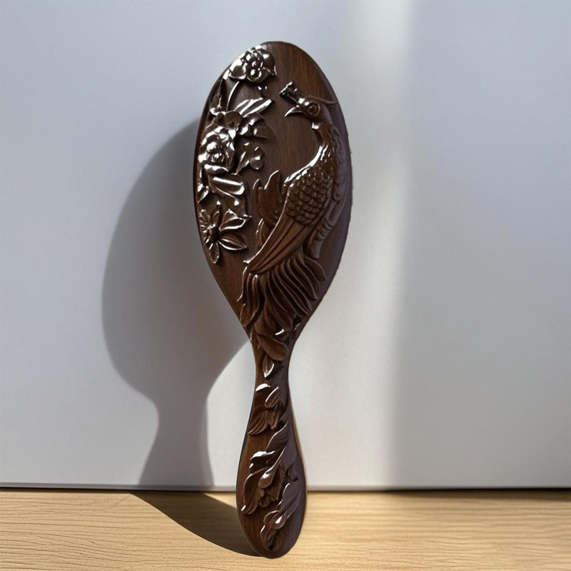Ovāla santalova koka masāžas ķemme ar fēniksa gravējumu galvas ādas meridiāniem, Yixuan zīmols, izcelsme Džinhua