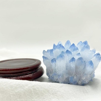 Clustere de cristale albastre – ornament din piatră brută pentru living și birou | Donghai Crystal | Stil: Chinezesc | Proces: 30080 | Destinație cadou: Cadouri de promovare