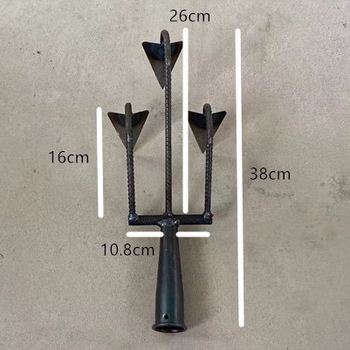 Trikampė sodo kastuvė su penkiais dantimis – aštri daugdantis įrankis, mangano plienas, sustiprinta konstrukcija arimui ir dirvos laisvinimui