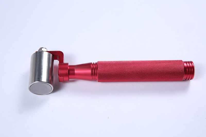 Валяк за тапети с алуминиева дръжка и барабан от неръждаема стомана за тапетни фуги