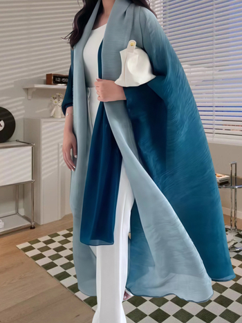 Πλισέ φόρεμα με διαβαθμιστό σχέδιο - Α-γραμμή, μακριά μανίκια, χωρίς γιακά, ελεύθερη μέση, πολυεστέρας