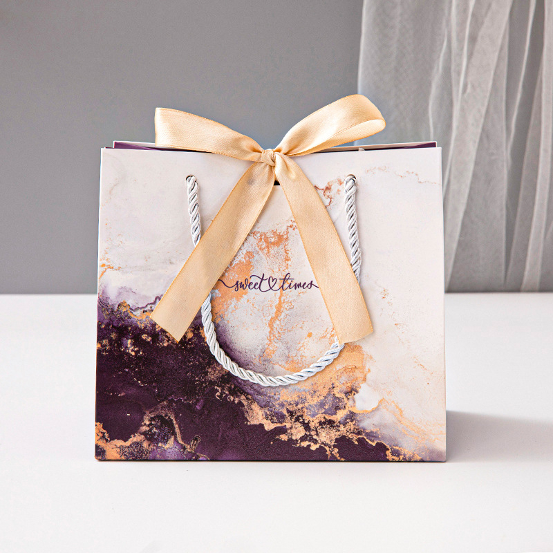 Подаръчна торба, бял картон, стил лукс, по поръчка, отпечатано лого, марка ASDF8798