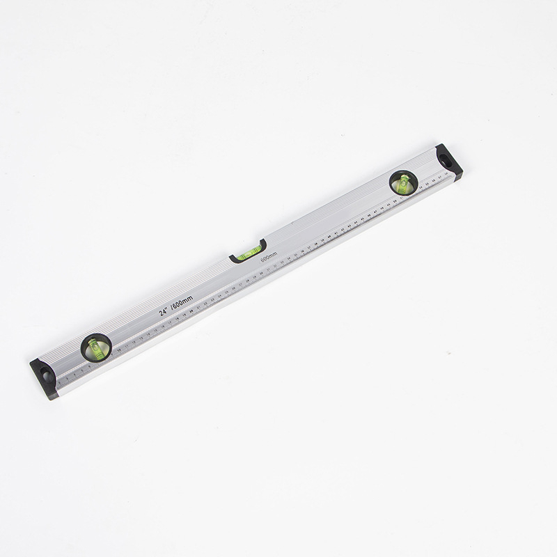 Високопрецизен магнитен нивелир с корпус от алуминиева сплав, солидна конструкция, магнитна функция и вграден нивелир.