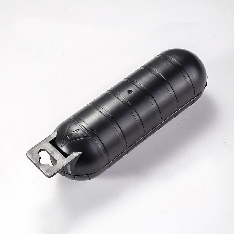 Išorinė atspari vandeniui elektros jungiamųjų dėžė, plastikinė, su vienu įėjimu ir vienu išėjimu