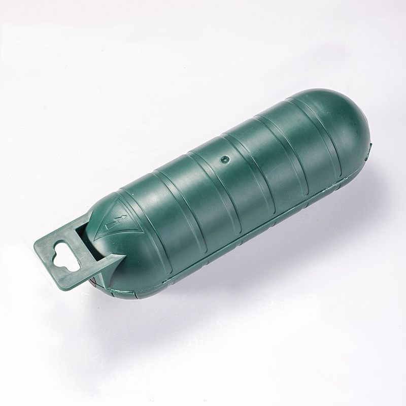 Išorinė atspari vandeniui elektros jungiamųjų dėžė, plastikinė, su vienu įėjimu ir vienu išėjimu