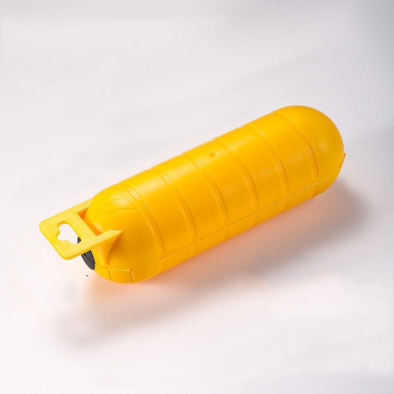 Išorinė atspari vandeniui elektros jungiamųjų dėžė, plastikinė, su vienu įėjimu ir vienu išėjimu